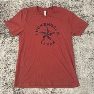 Luckenbach tee
